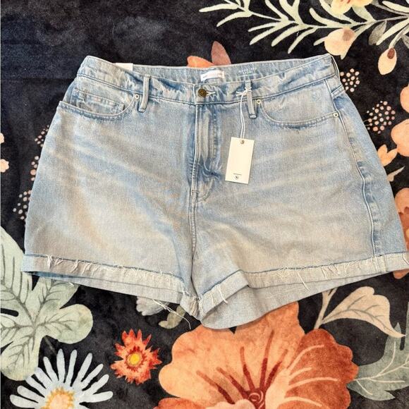 NWT Good American Good 90s Sky Blue Denim Shorts - Picture 2 of 3